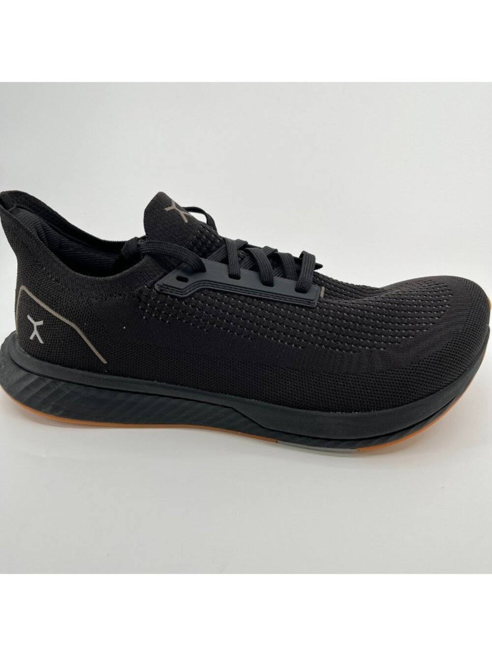 Flux Footwear Adapt Runner Black Gum Mens Size 12 Athletic Knit Shoes Sneakers
